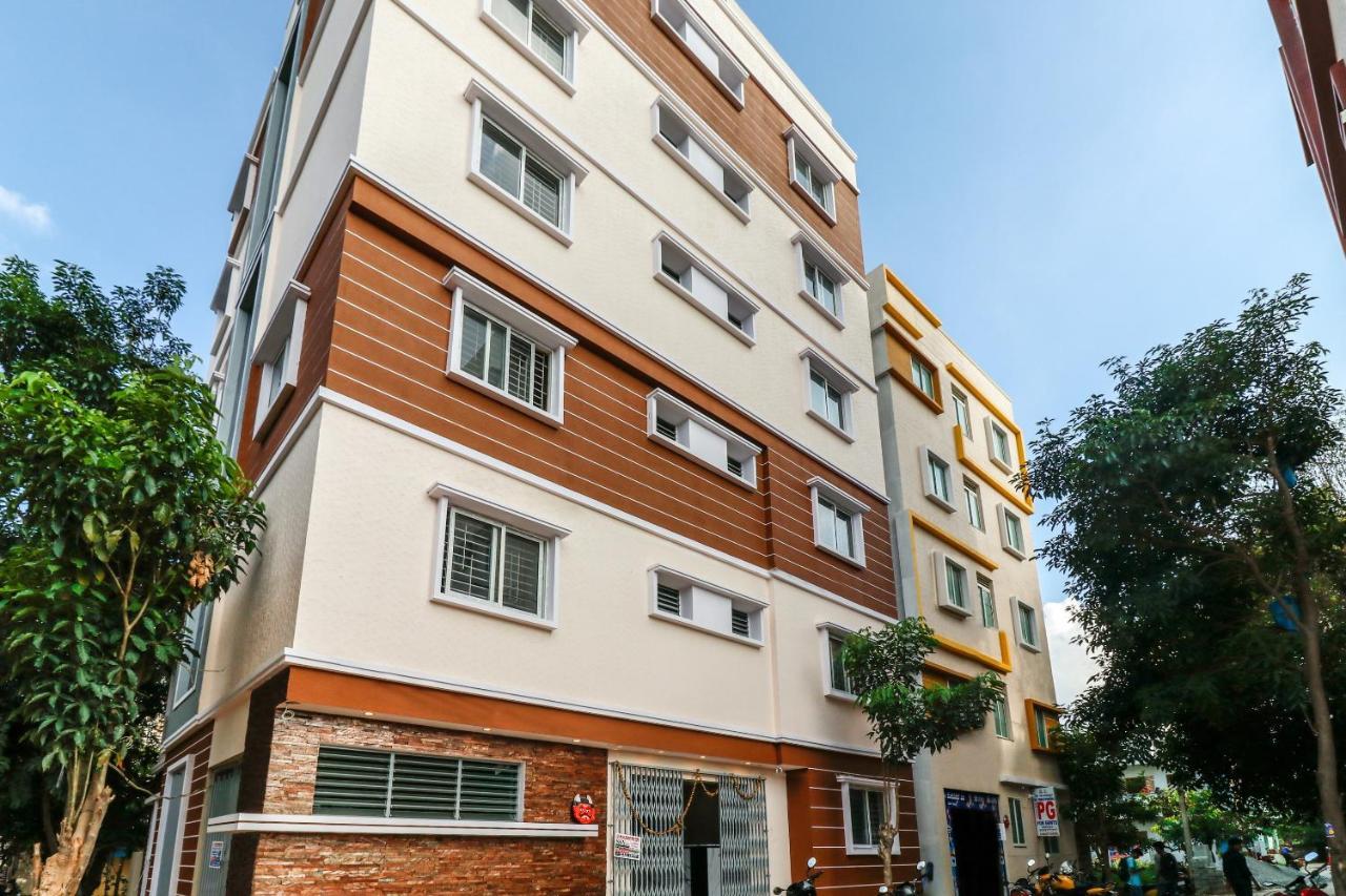Capital O N R Residency Hotel Yelahanka Eksteriør billede