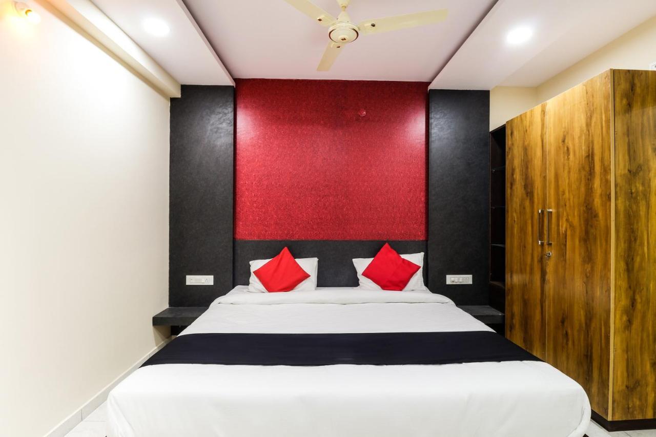 Capital O N R Residency Hotel Yelahanka Eksteriør billede