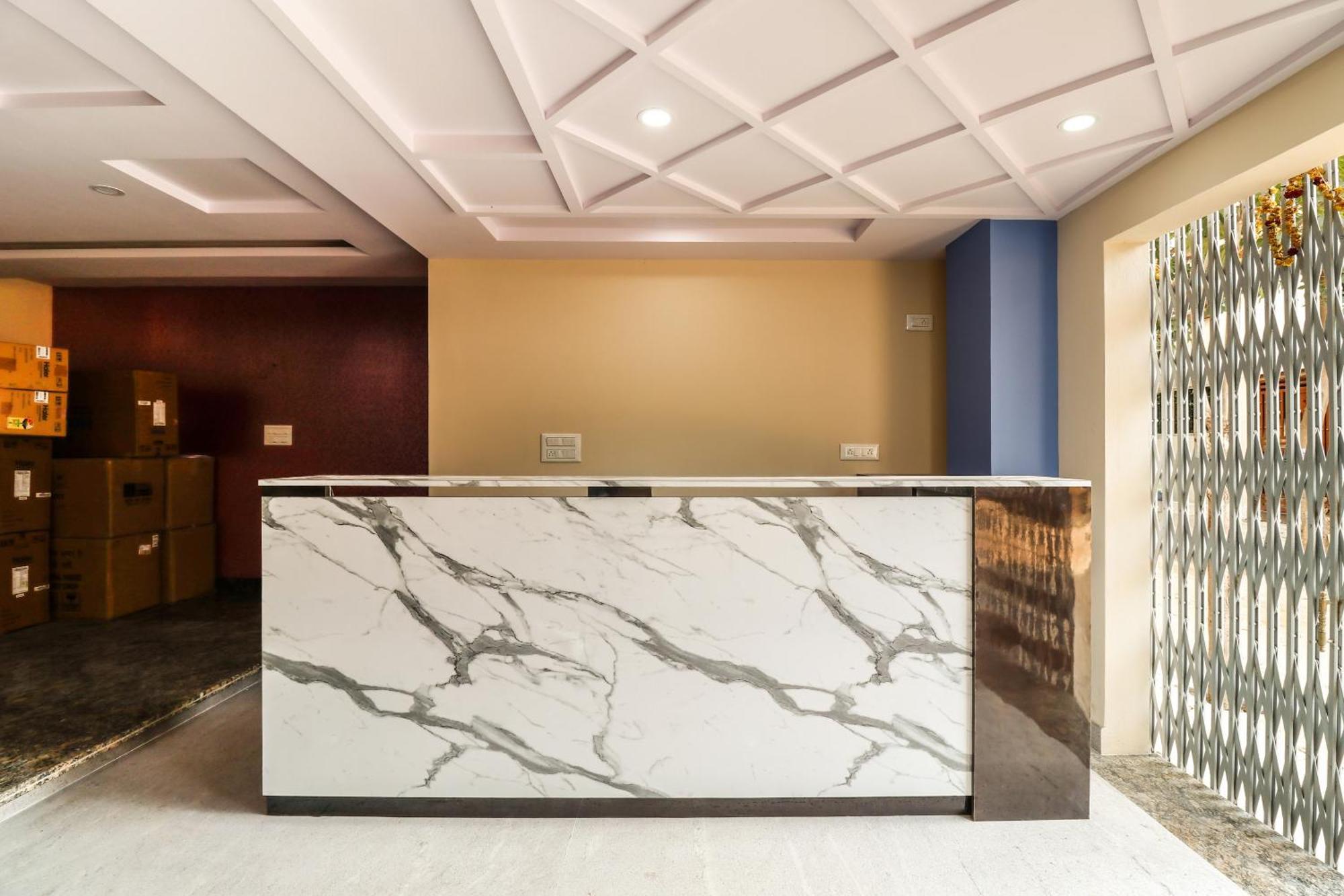 Capital O N R Residency Hotel Yelahanka Eksteriør billede