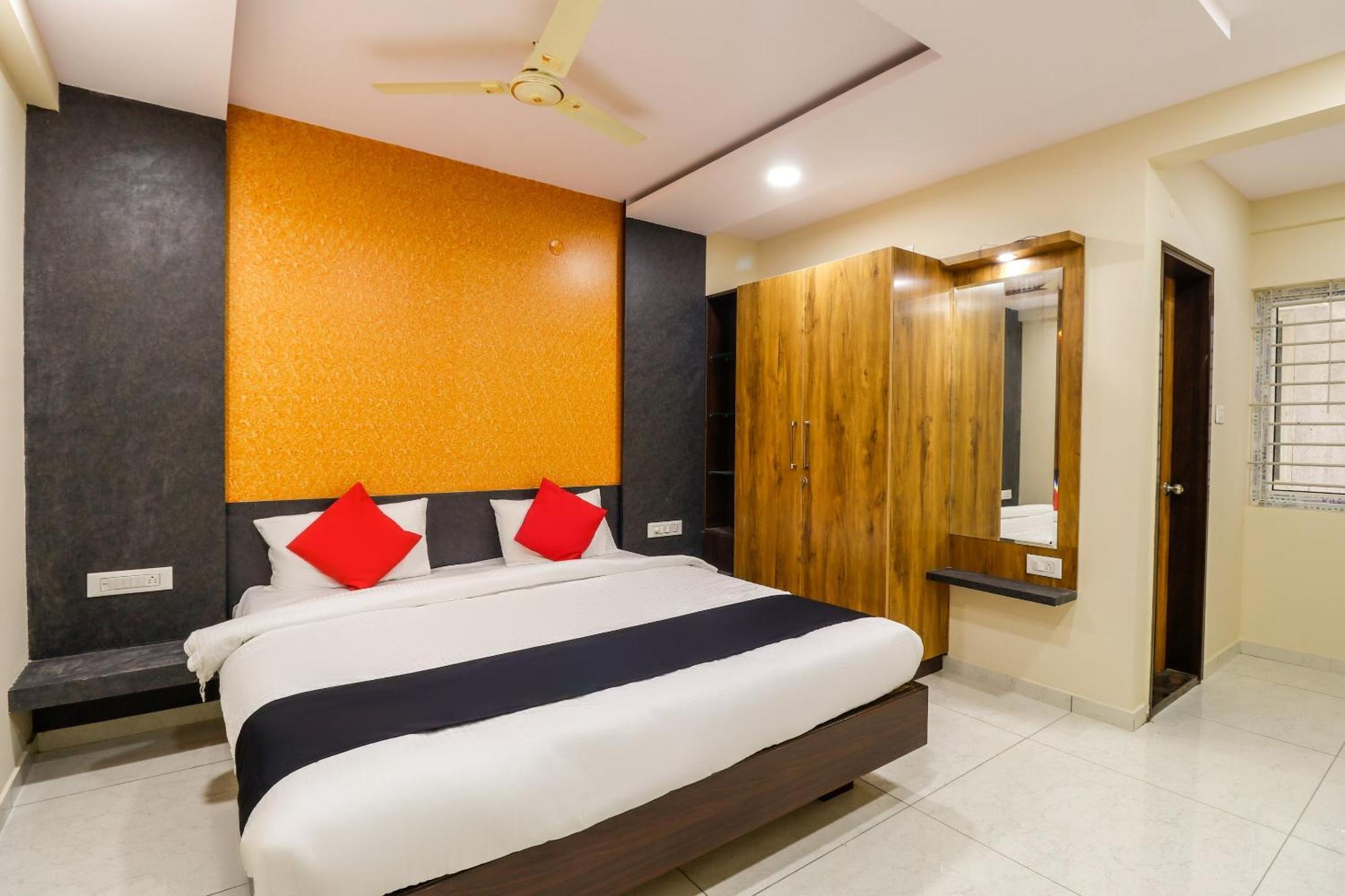 Capital O N R Residency Hotel Yelahanka Eksteriør billede